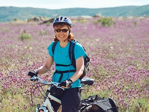 woman cycling the camino