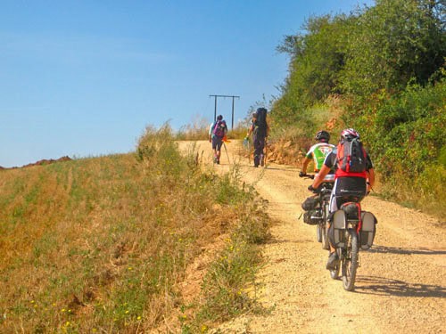 Camino de Santiago pilgrimage route: 'Sister Bicycle' – Motorists