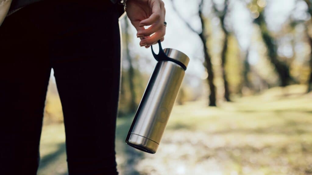 Follow the Camino Carrying a reusable water bottle on the Camino